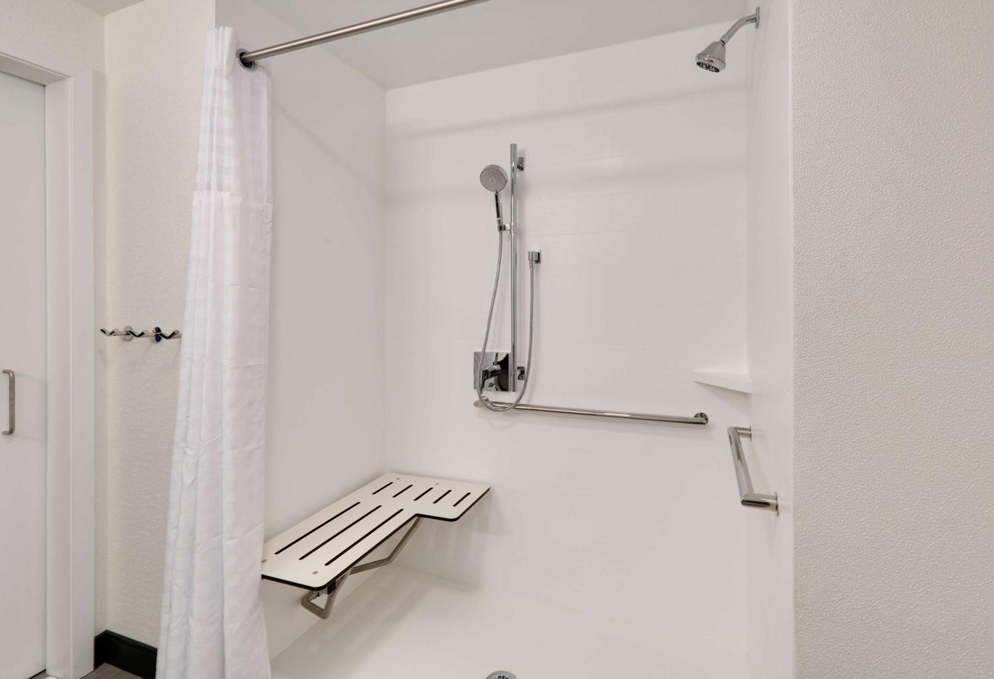 Homewood Suites By Hilton Irvine Spectrum Lake Forest Exterior foto